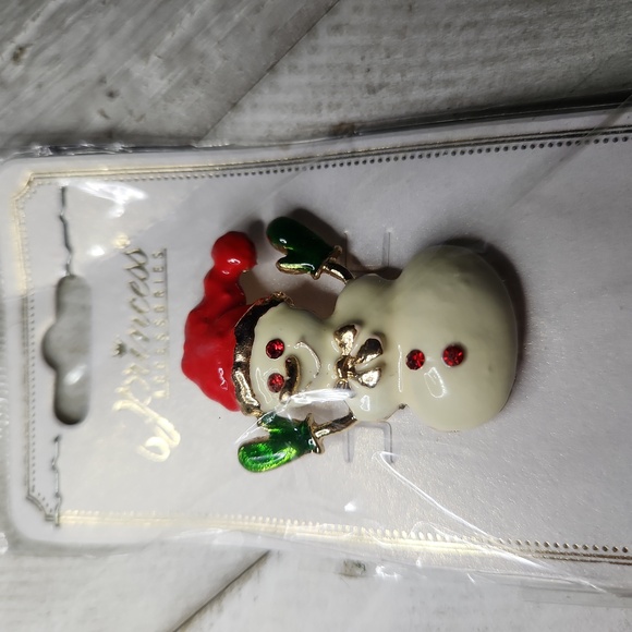 Vintage Princess Accessories Snowman ⛄️ Brooch - Picture 1 of 5